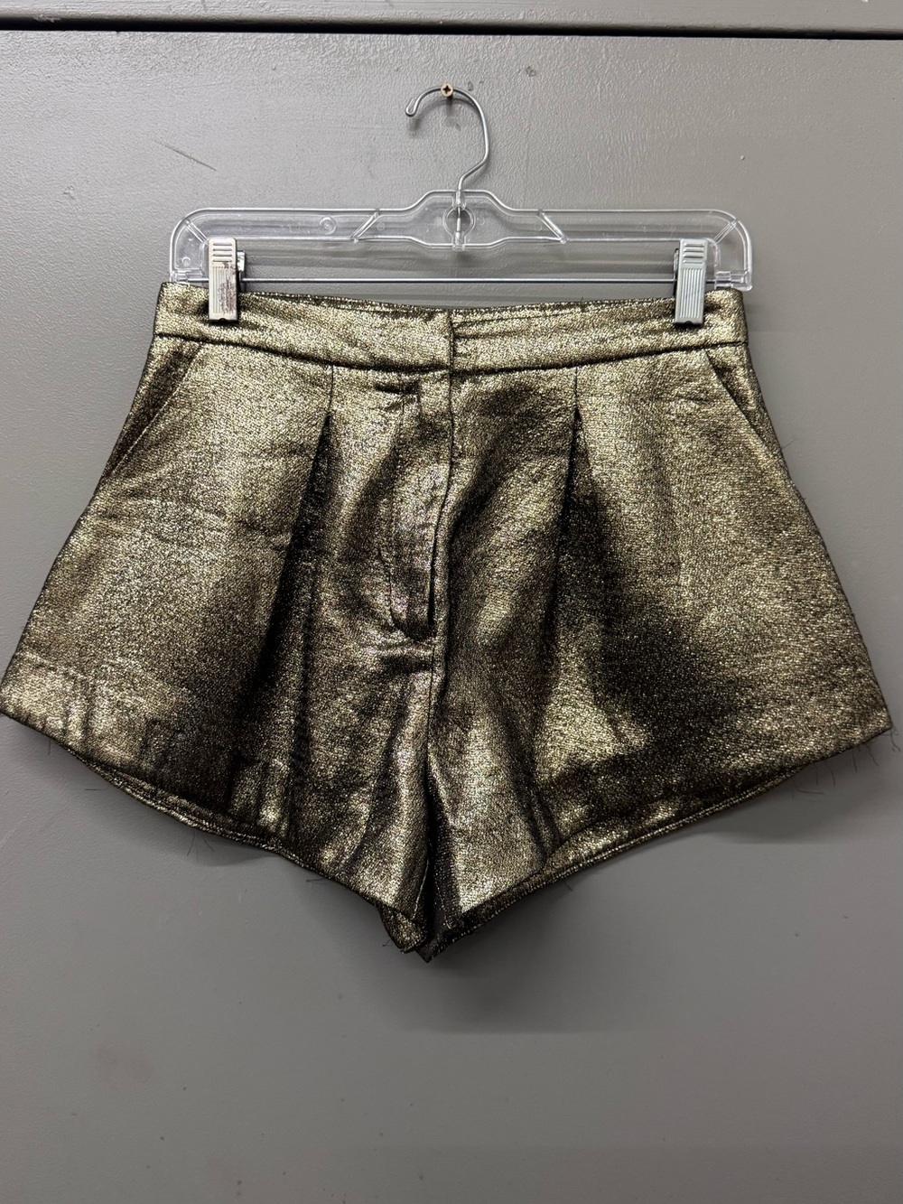 DYLANLEX Golden Women’s shorts size Small